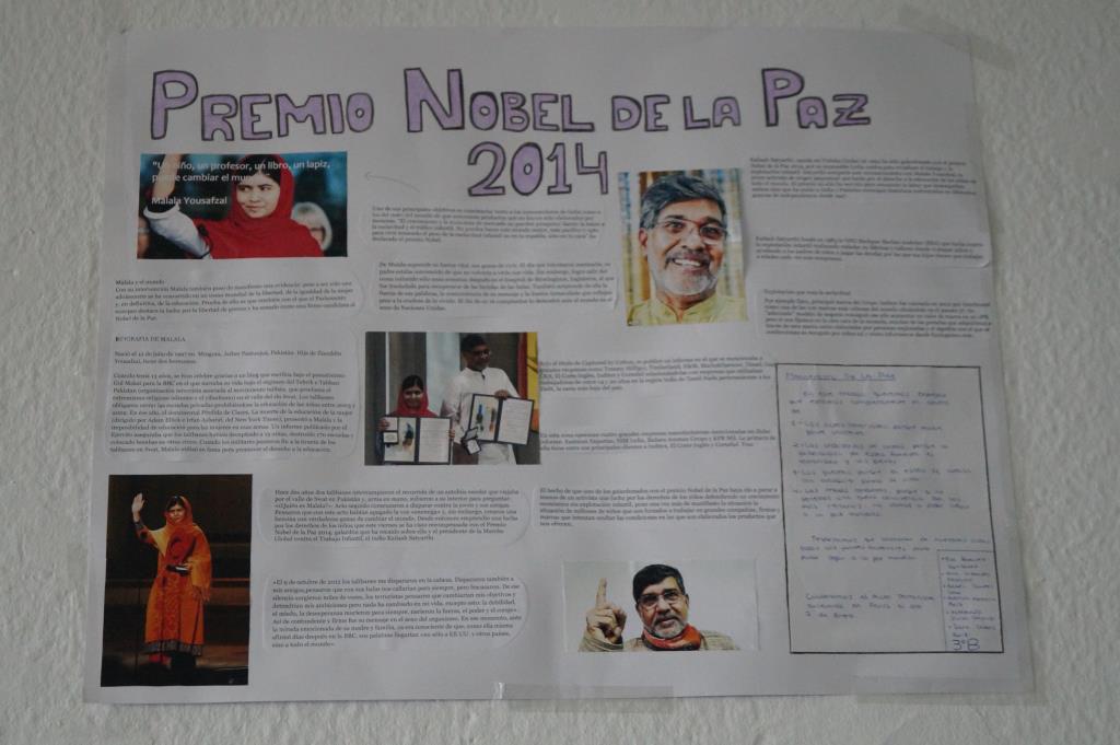 CARTEL EN PASILLO (2)